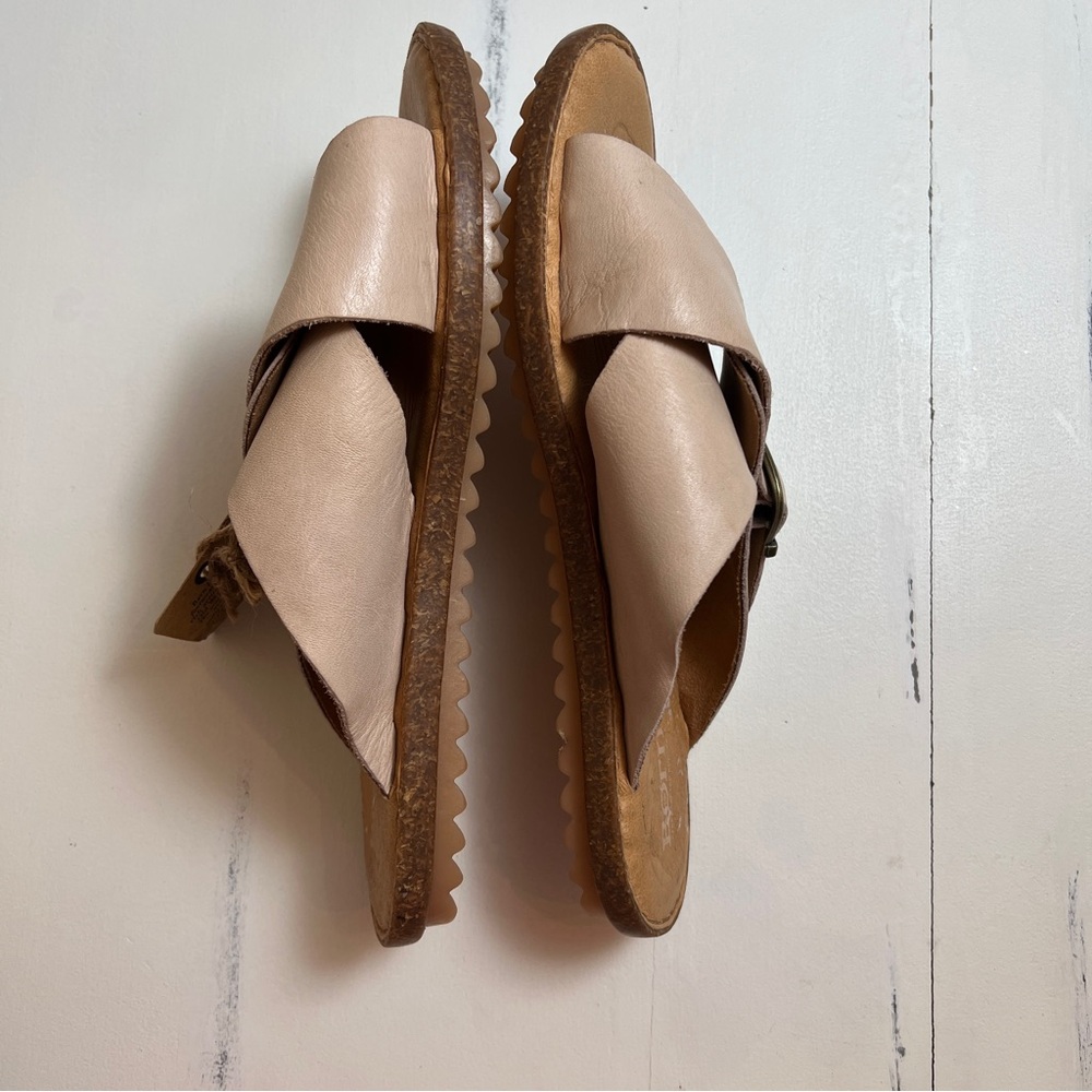 Born Women's Beige Leather Buckle Slide Sandals - Picture 7 of 12